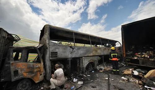 沪昆高速公路湖南邵阳段“7·19”特别重大道路交通事故现场