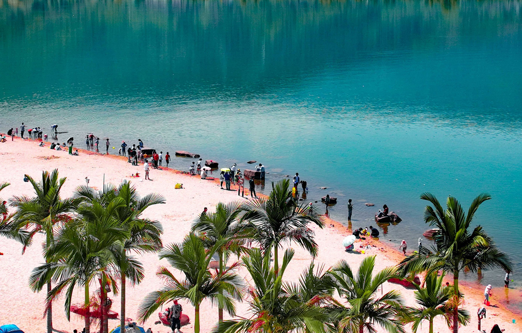 金鳞沙滩堆沙玩水,亲子的快乐天堂环湖栈道也很美拍照出片邛海湿地