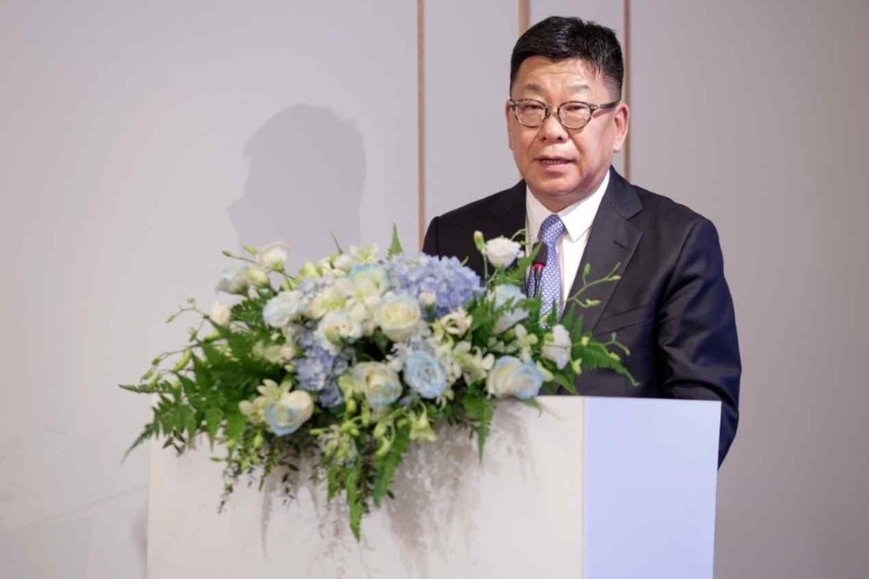 第十三届全国政协外事委员会副主任,察哈尔学会会长韩方明活动上致辞