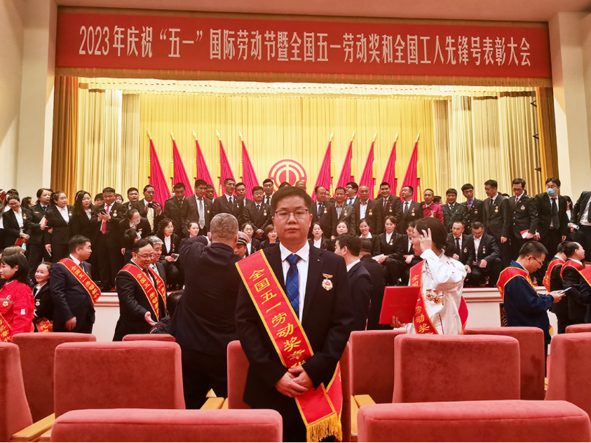 工业富联“全国五一劳动奖章”获得者 殷招招