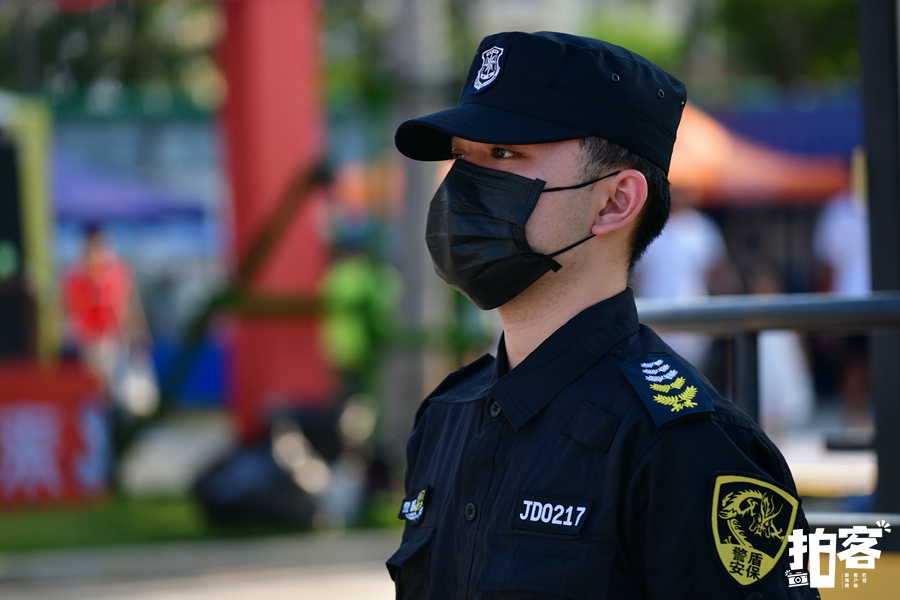 致敬每一个坚守岗位的劳动者