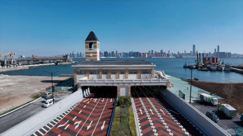 我国北方首条跨海沉管隧道——大连湾海底隧道5月1日建成通车.