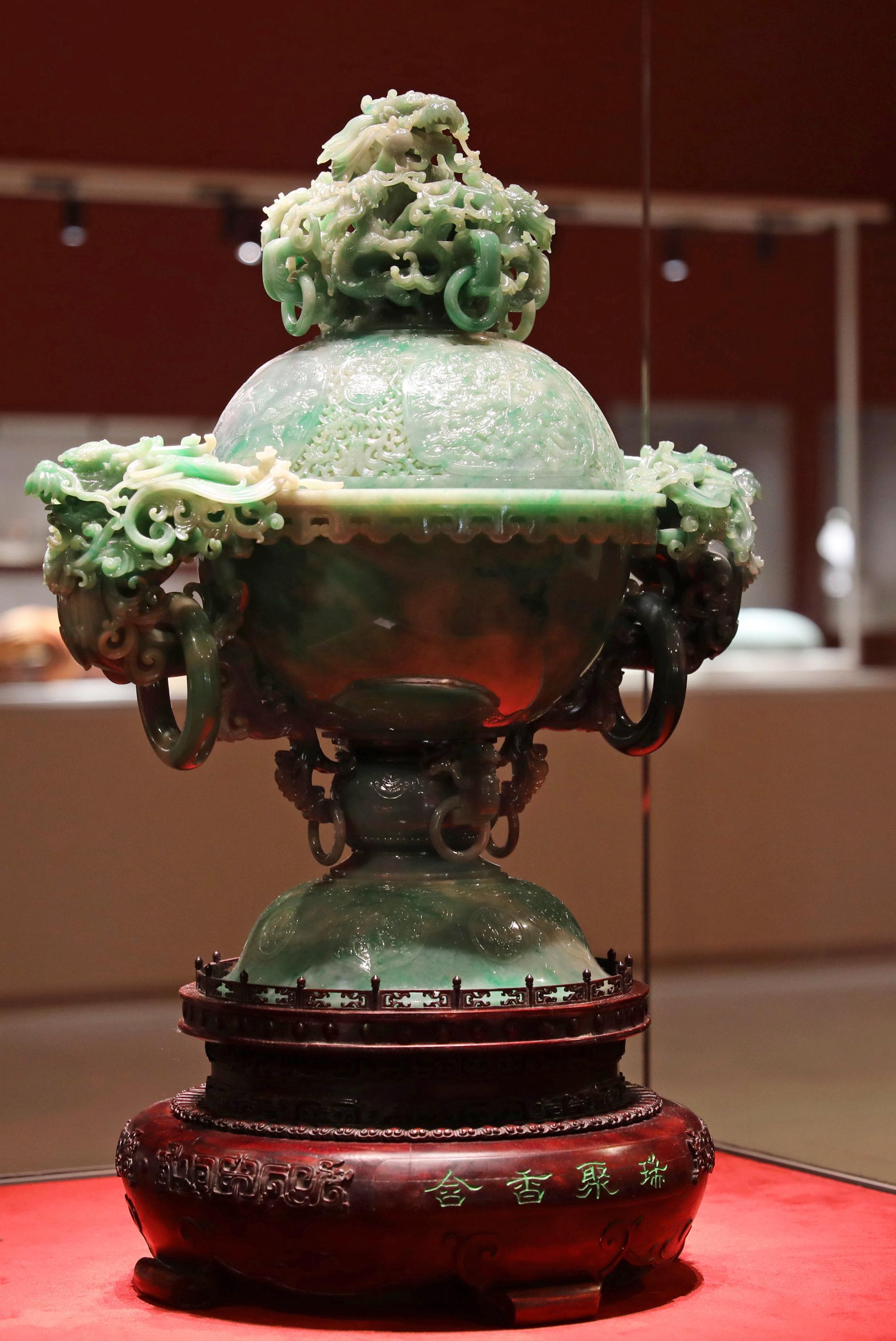 来看翡翠"四大国宝"|翡翠_新浪财经_新浪网