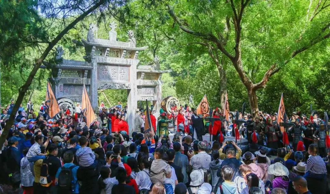 体验营销怎么聚人这个“五一”襄阳有多火？170万+、延长服务时间、限流预警....._https://www.jmylbn.com_新闻资讯_第3张