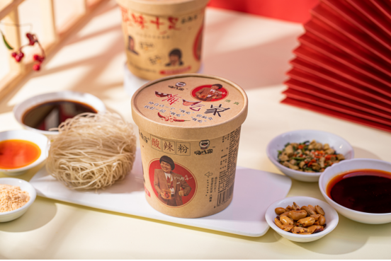 嗨吃家酸辣粉产品实拍