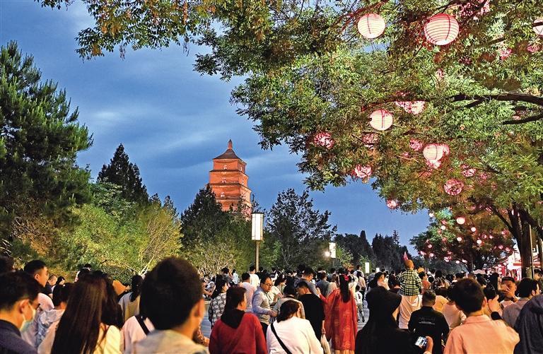 "五一"假期陕西消费市场大幅升温 旅游市场强劲复苏|西安市_新浪财经