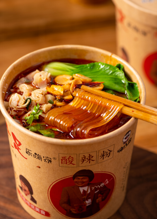 嗨吃家酸辣粉产品实拍