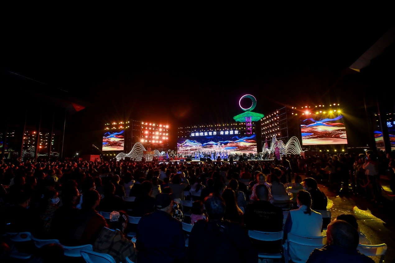 打开世界之门?探索丝路奇迹