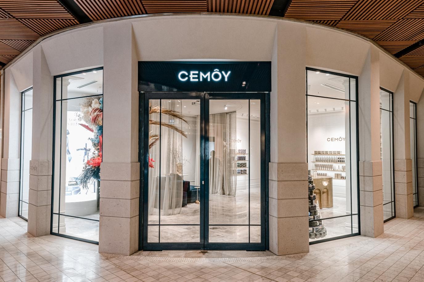 （来源：看头条网）