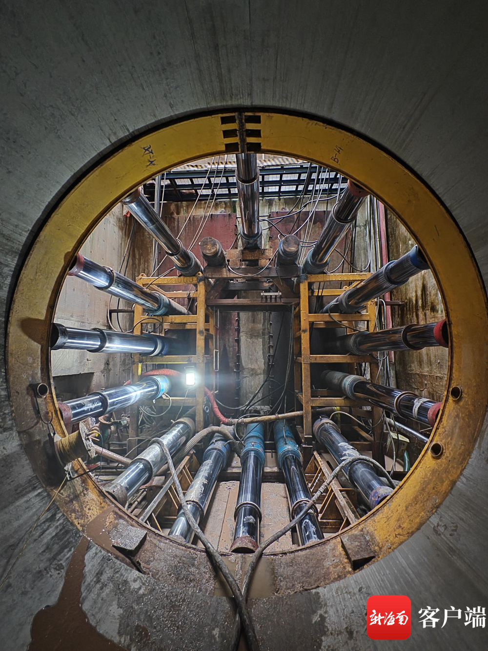 海口临空水系项目实现顶管工程左线贯通|海口市_新浪财经_新浪网