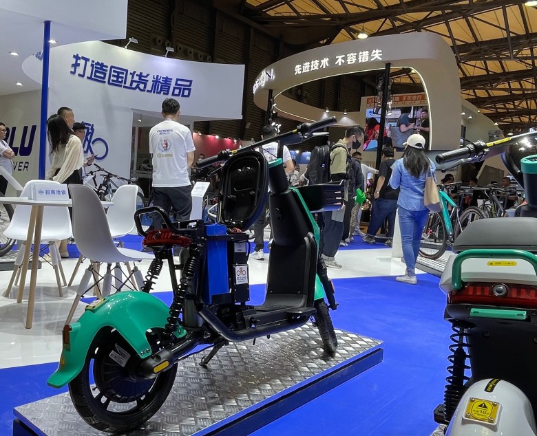 永久出行氢能两轮车