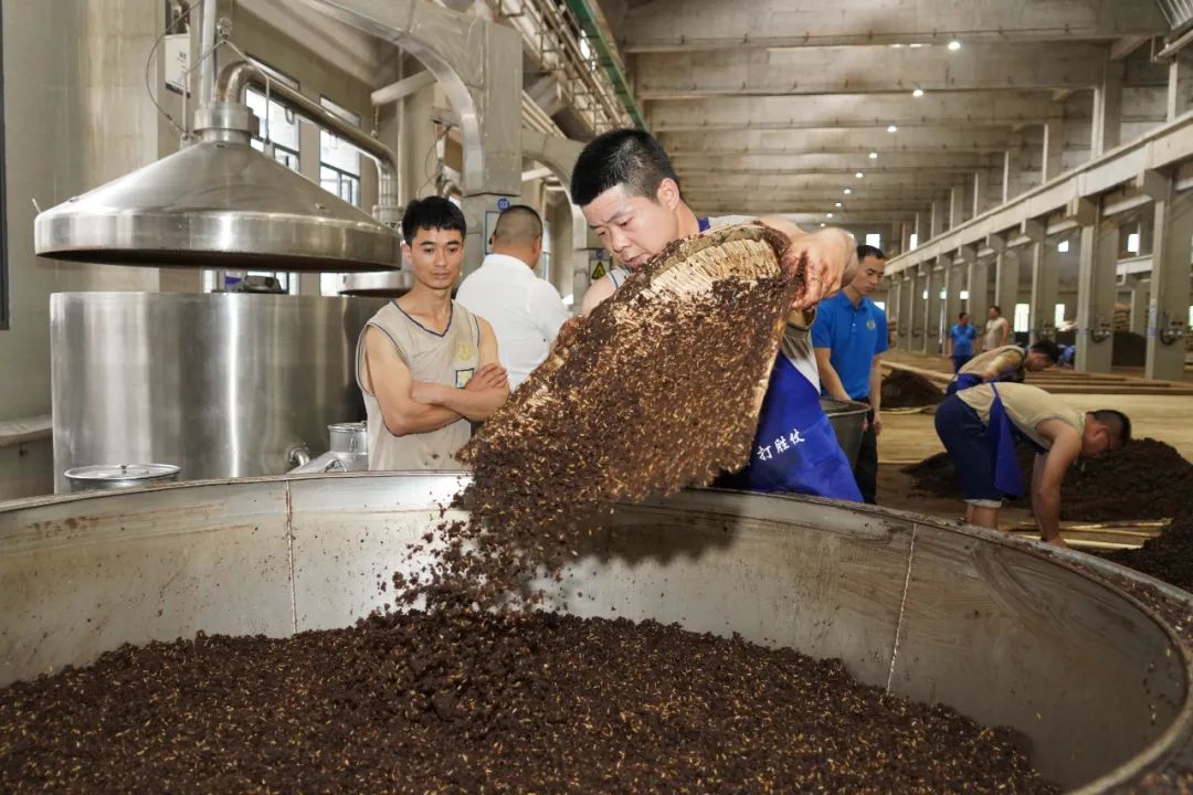 2023年酱香郎酒上甑技能竞赛决出结果