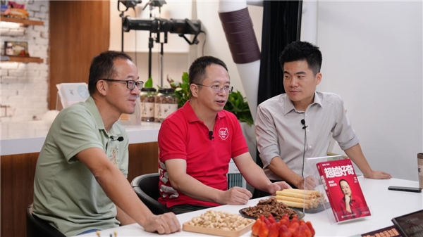 周鸿祎在东方甄选卖货“翻车”：完全不知道自家产品价格
