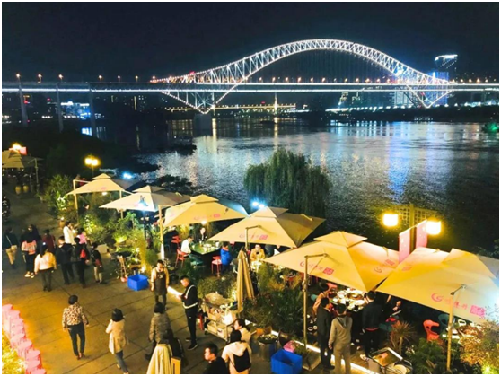 记忆"着色"文旅地标 江北嘴三洞桥华丽转身霸屏朋友圈_新浪财经_新浪