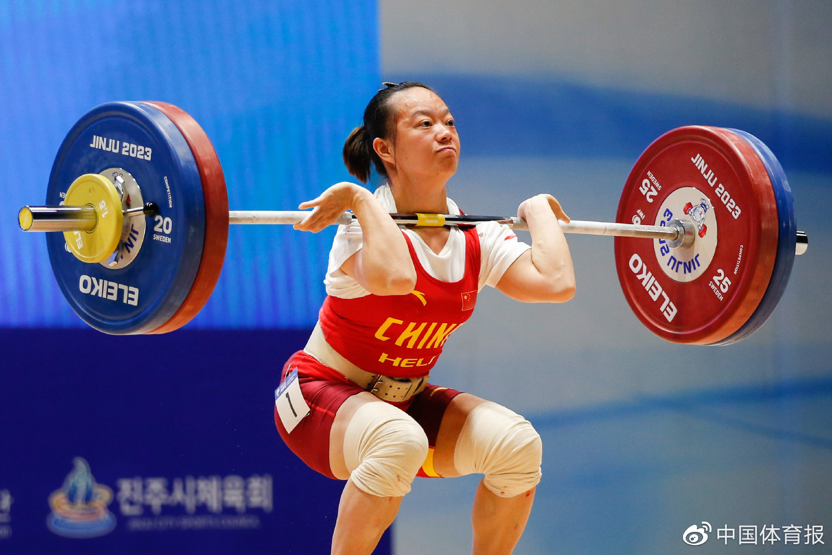 举重亚锦赛三个比赛日——中国队收获11金8银2铜|挺举_新浪财经_新浪
