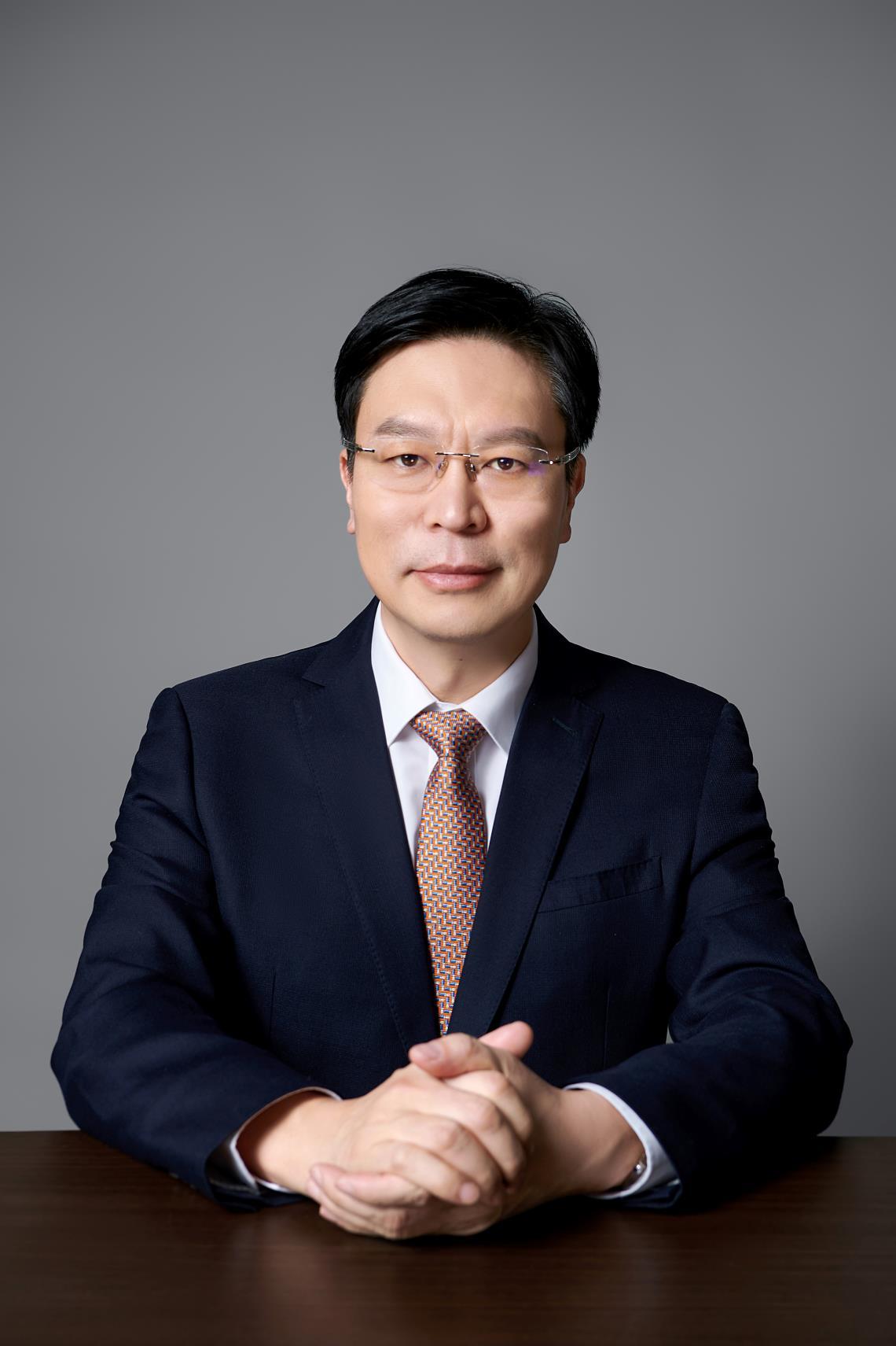 蒙牛集团执行总裁李鹏程谈品牌建设:坚持长期主义,践行社会责任是关键