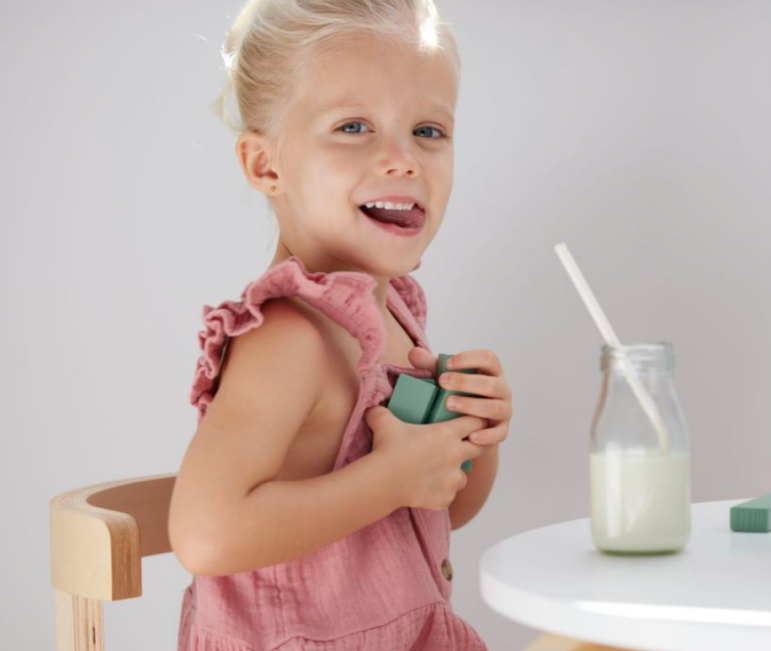 牛奶粉和羊奶粉哪个好一点？羊奶粉更好吸收