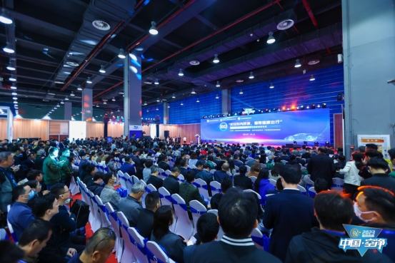 (图:第二届广州环境空气净化产业博览会暨高峰论坛 现场)