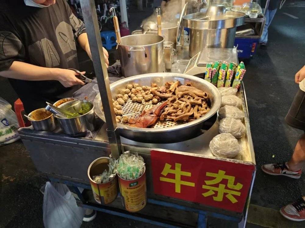 阿兵的牛杂摊 陈熊海摄
