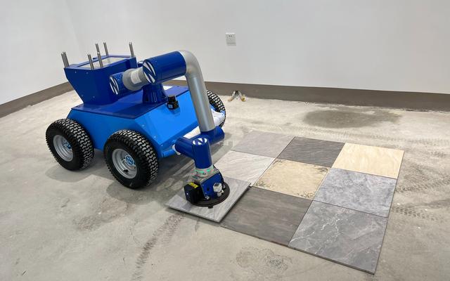 北京智慧标杆工地观摩活动启动铺砖机器人等多款智能设备亮相