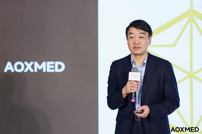 （图：郭振宇博士为活动致辞）