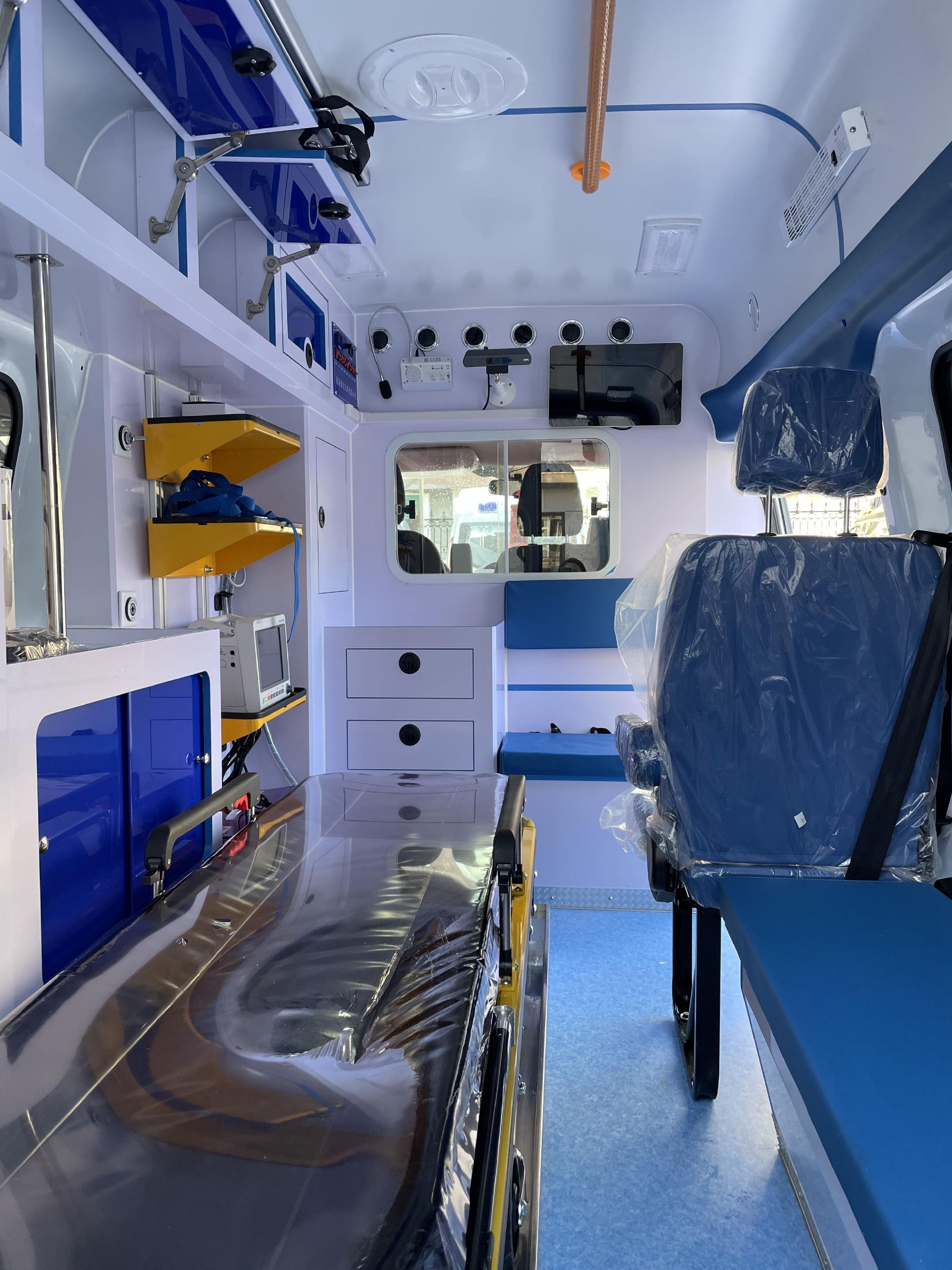 上车即住院5g救护车守护民众生命健康