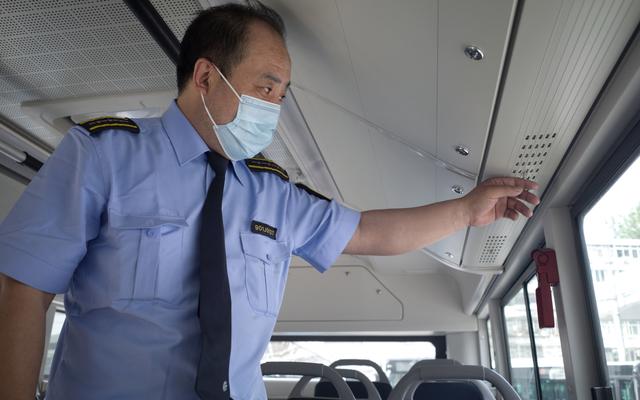 今年首个高温日"报到",北京公交提前开启空调制冷