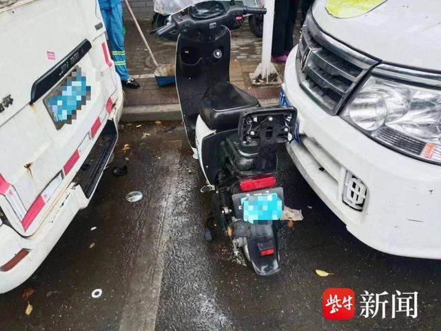 车辆起步司机疏于观察,碰倒电动车被判担全责|电动车_新浪财经_新浪网