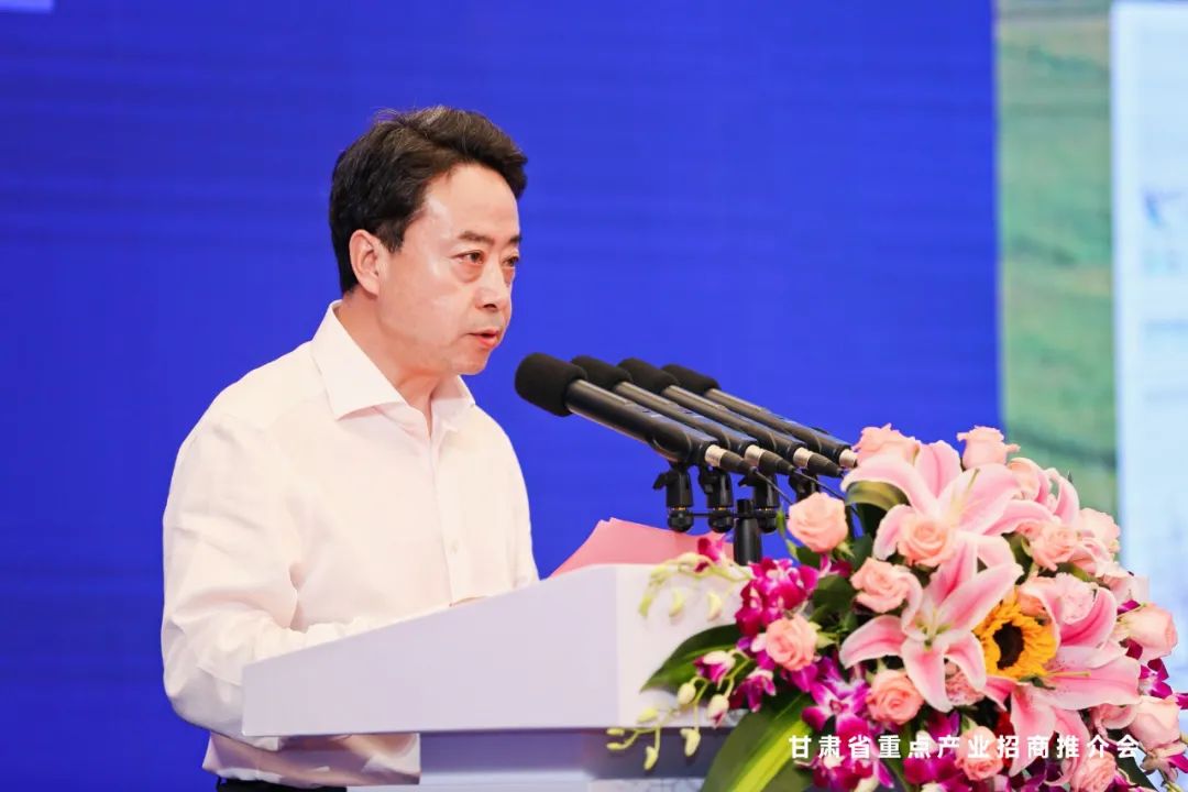 张掖市委书记卢小亨