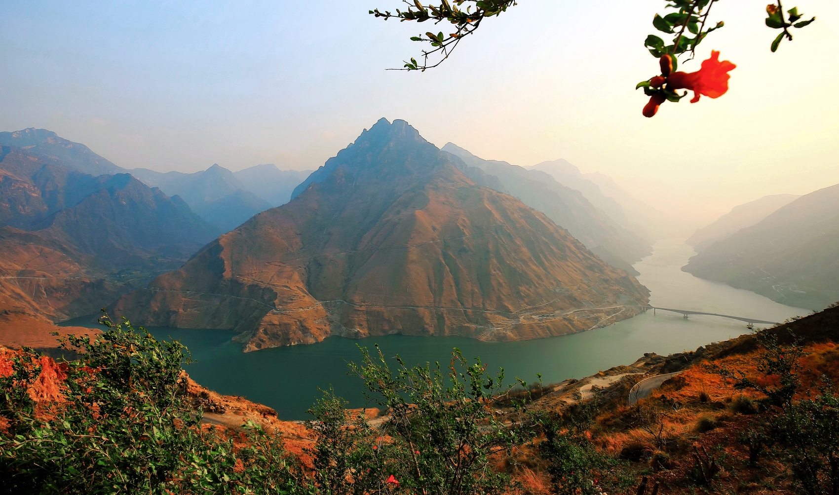 红军巧渡金沙江遗址皎平渡.黄正伟 摄