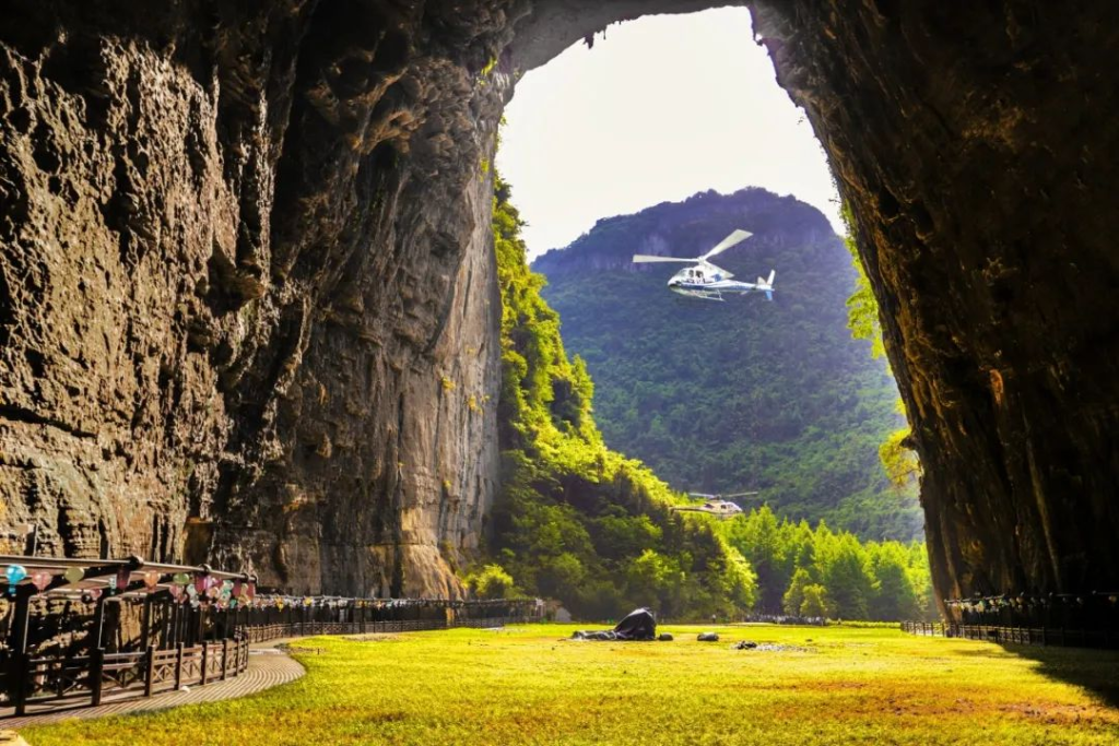 利川腾龙洞景区.利川市文旅局供图