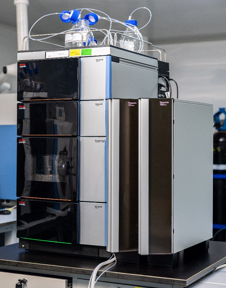 多检测器液相色谱仪(hplc-lc-20a)超高效液相色谱仪(uplc-vanquish)