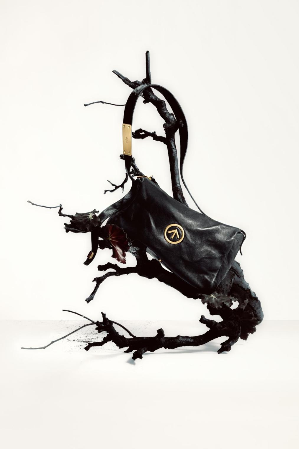 （GROTTO个乐?BlackStone黑石）