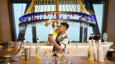 　　厦门万丽酒店将从5月18 日起推出包含非遗之旅文化体验的客房套餐，期待与八方来宾共同开启一场关于传统文化的寻索之旅。