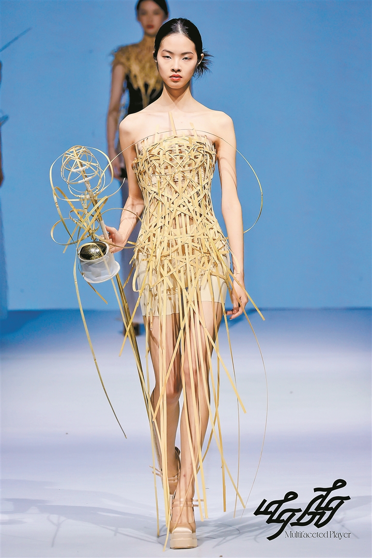 深圳大学上演时尚大片未来设计师展演毕业设计