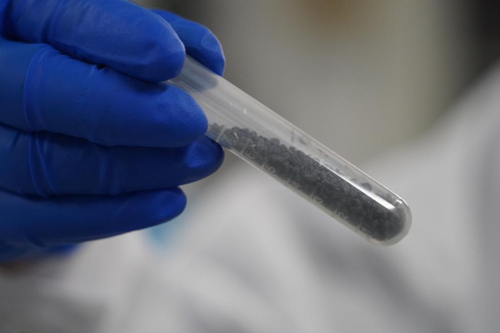 我国科学家研发出新型催化剂 助力煤化工产业绿色高效发展