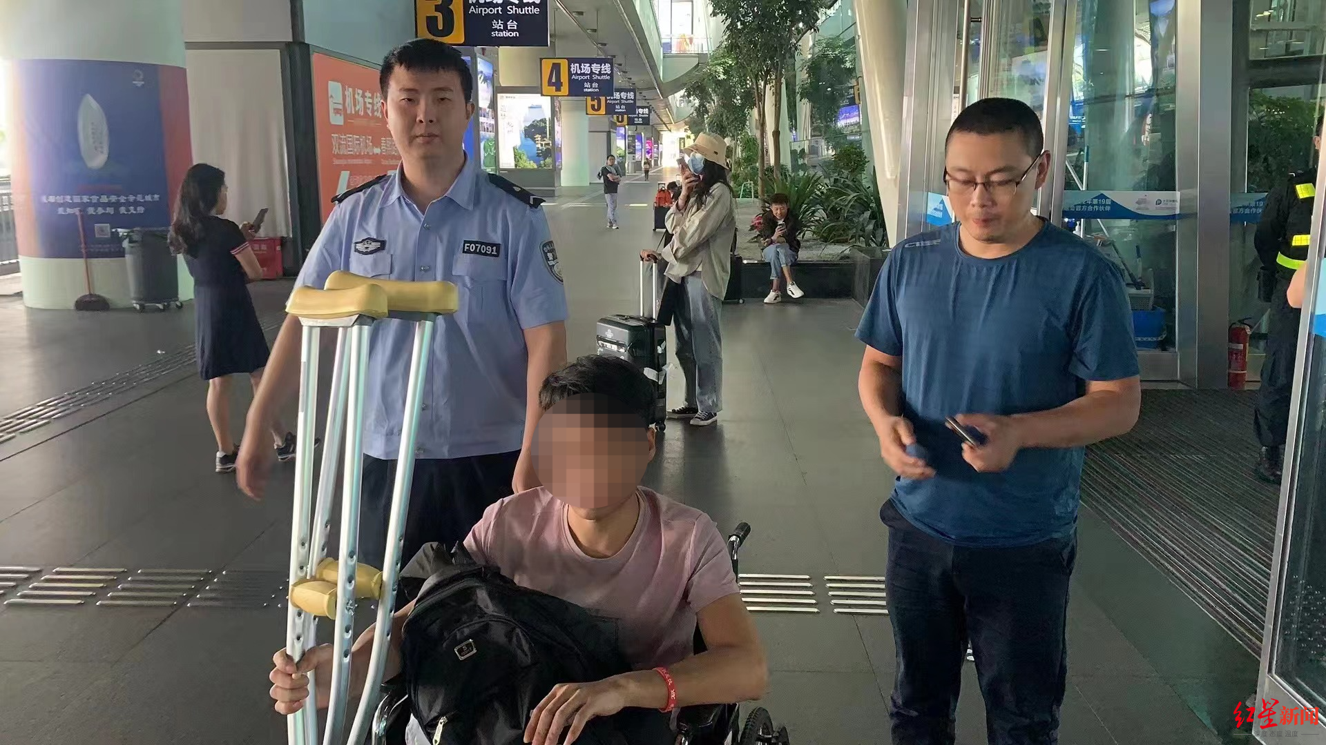 逃离缅北小伙自述被骗入电诈园区曾遭毒打电击逃跑时在雨林躲了一夜摔