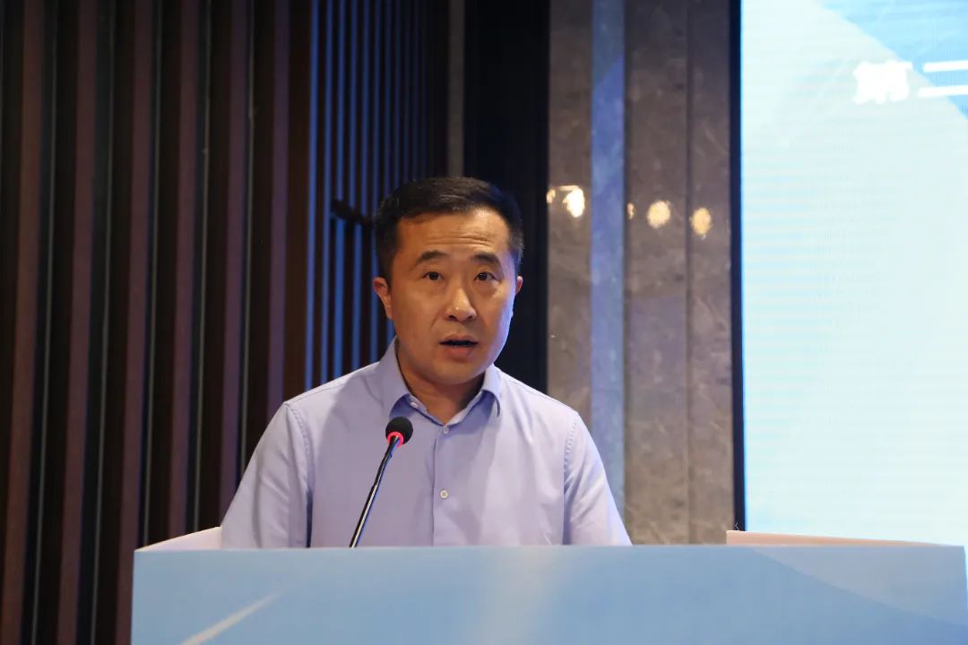 内黄县人民政府副县长刘振出席会议并致辞,肯定了我县在康复医学