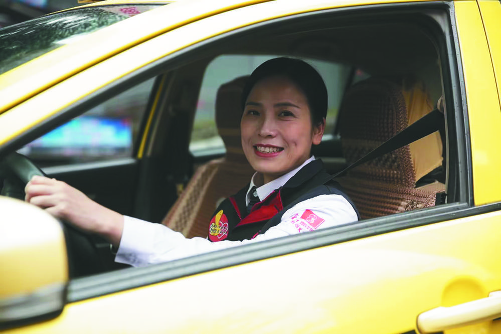 工作中的周小妹