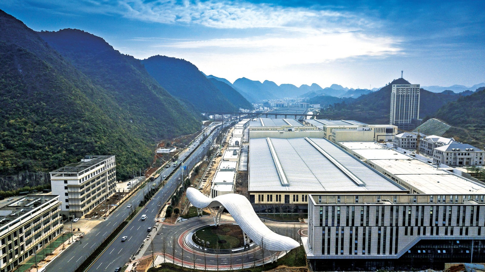 贵阳经济技术开发区一角(贵阳经开区融媒体中心供图)