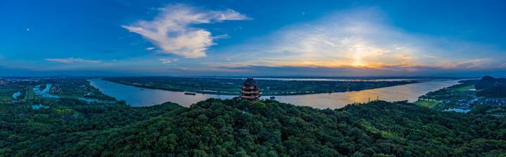 马鞍山滨江航拍.唐焱 摄