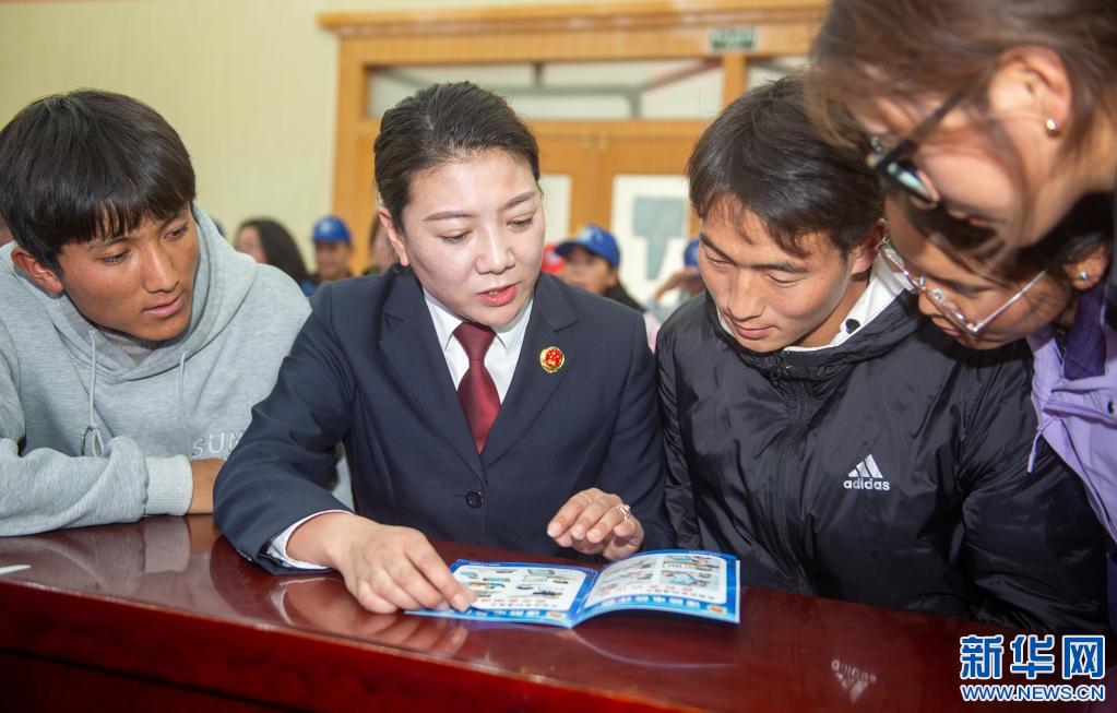 (新华社记者 旦增尼玛曲珠 摄)