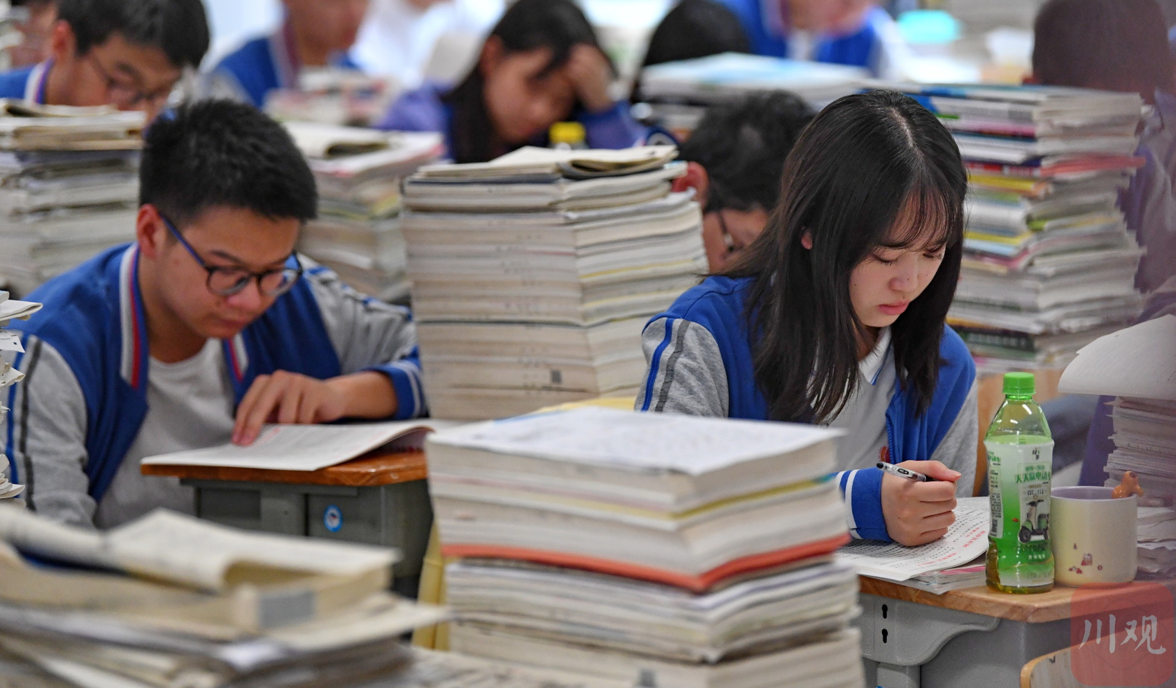 图集丨实拍高考倒计时冲刺表情  你奋斗的样子真美!