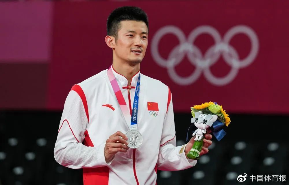 谌龙换个身份回归国家队——"场上说一天话真挺累的"|谌龙_新浪财经