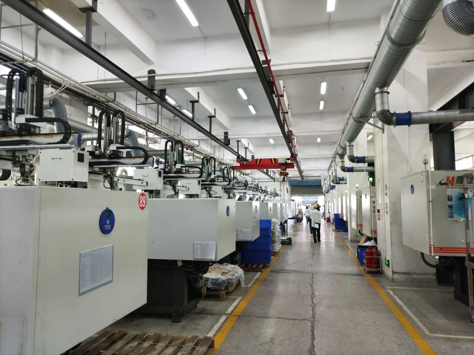 智能化注塑车间.