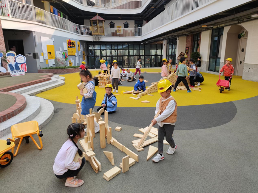 推进区域保教质量均衡发展"现场交流会在大渡口幼儿园半岛逸景园举行