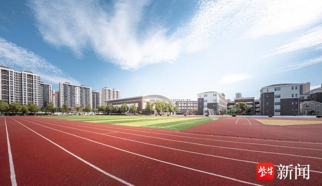 蘇州園區外國語學校怎樣_蘇州園區外國語學校_蘇州園區外國語學校學費多少錢