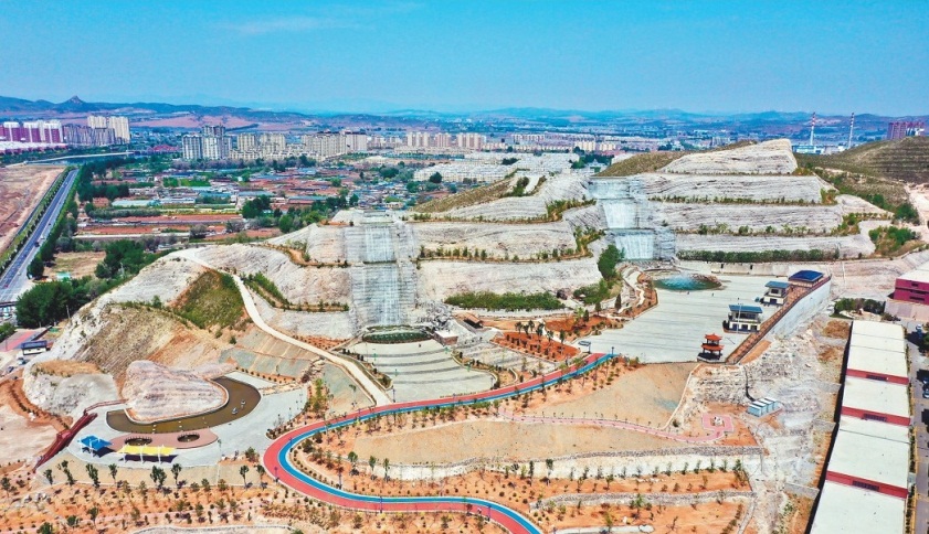 朝阳北票市:昔日废弃采石场变城市公园|北票市_新浪财经_新浪网