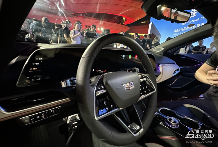 凯迪拉克的智能化，卷向燃油车