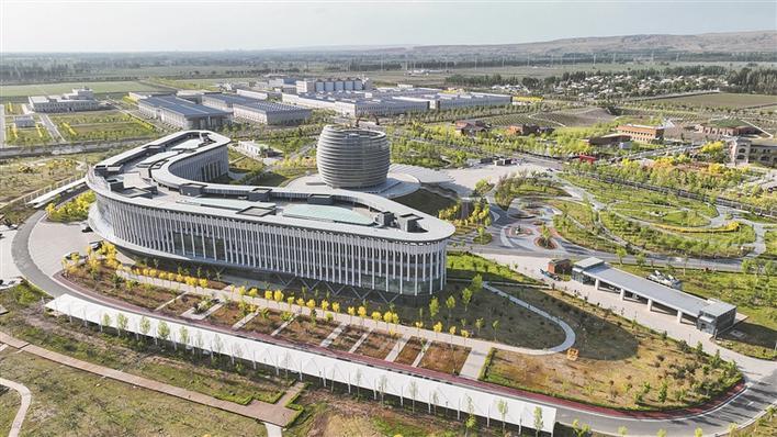 航拍伊力特酒文化产业园(摄于5月19日). 兵团日报全媒体记者 陈洋 摄